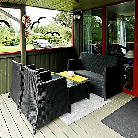 Three-bedroom Holiday In * Hals